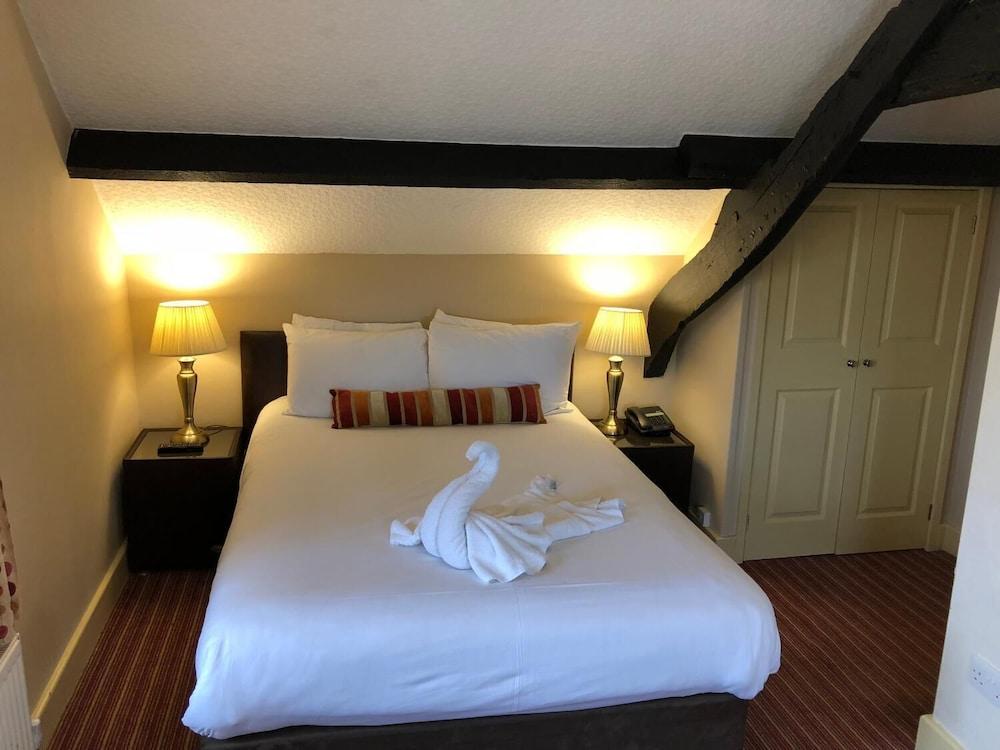 The George Stansted Airport 3*