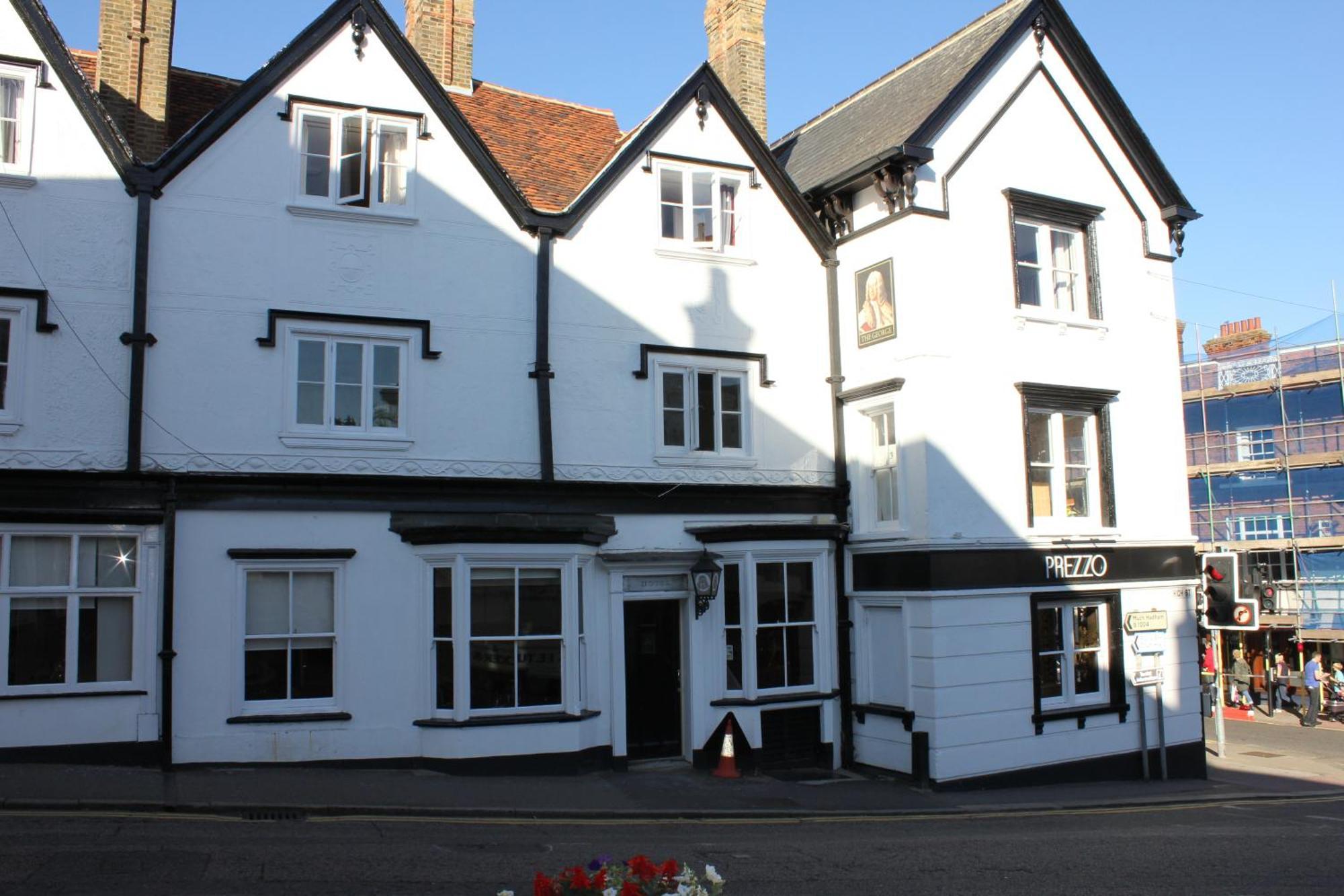 The George Stansted Airport Bishop's Stortford